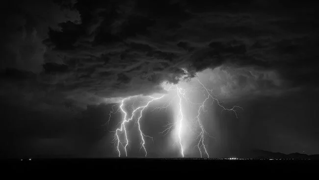 The Dancers - Lightning Bolts